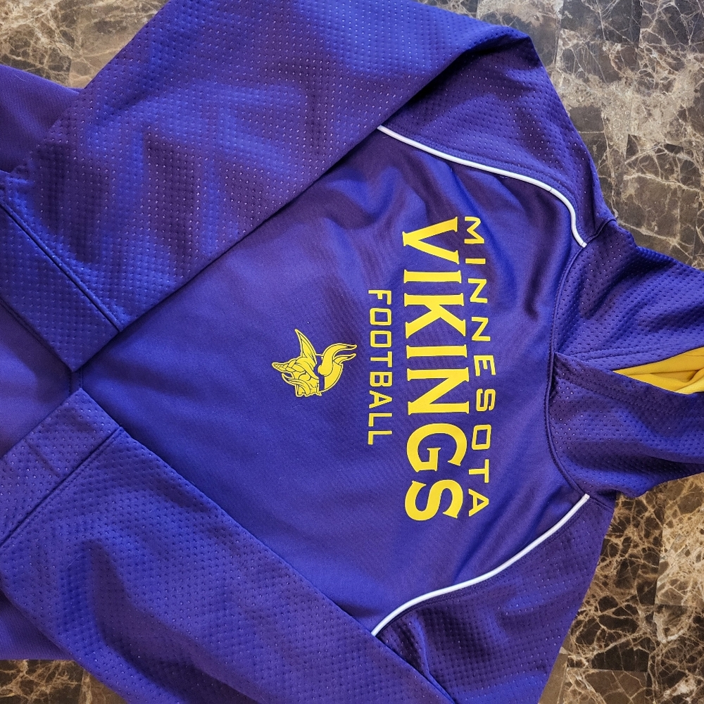 Minnesota vikings football sweatshirt